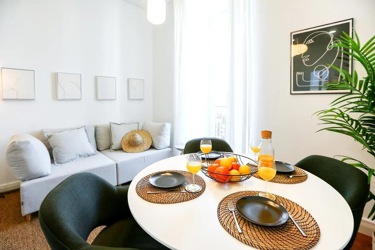 Offline Mood Apartment Faro 0*,